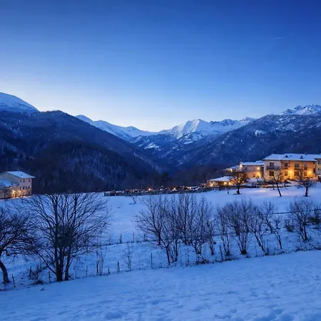 Bellavista Apartment *